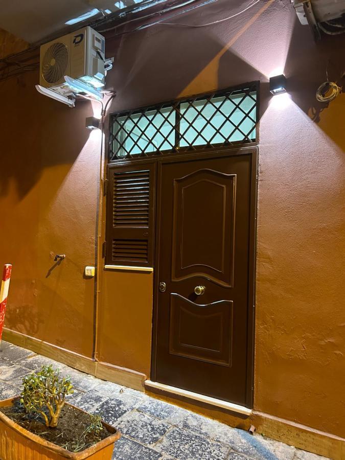 Casa San Gennaro 33A Apartment Naples Luaran gambar